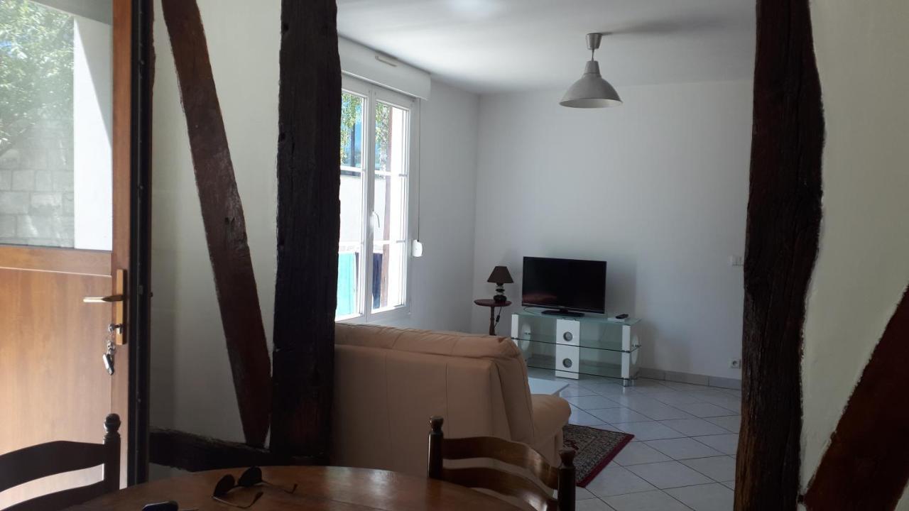 F4 Dans Maison Au Calme Pres Du Centre De Chalons En Champagne Exterior foto